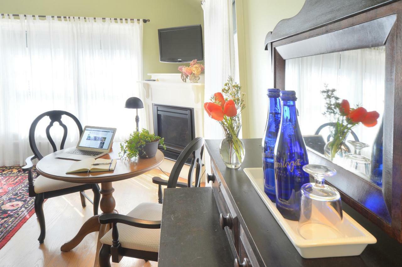 The Springwater Bed And Breakfast Saratoga Springs Buitenkant foto