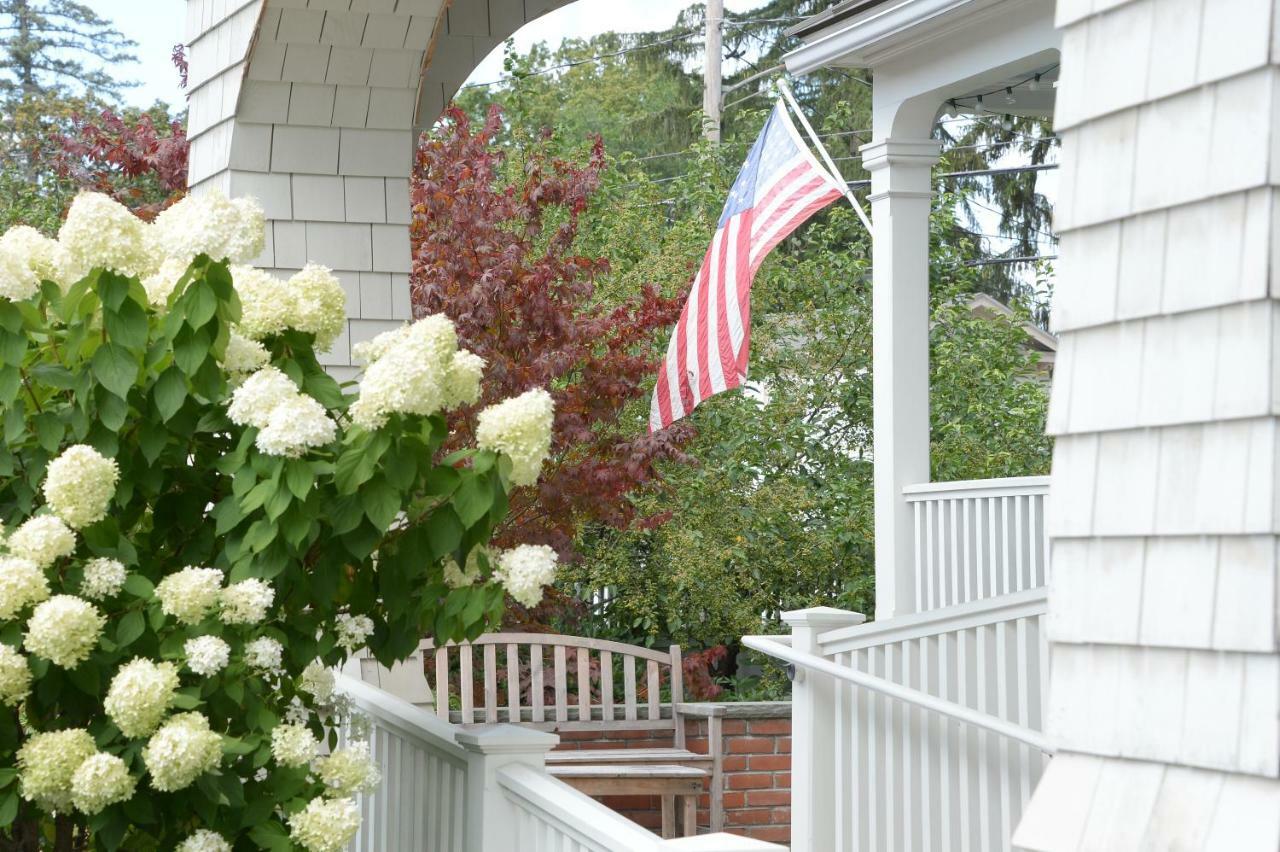 The Springwater Bed And Breakfast Saratoga Springs Buitenkant foto